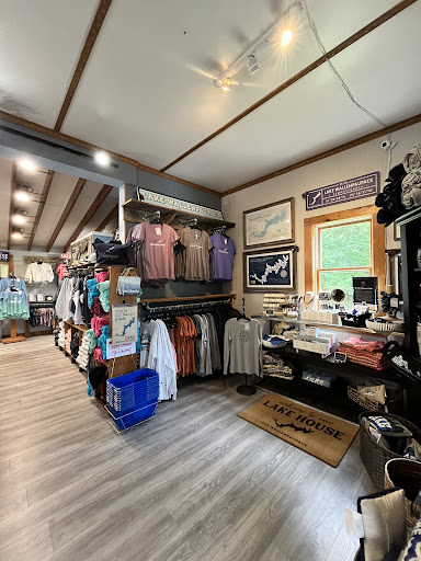 Lake Art Gift Shop in Hawley Pennsylvania