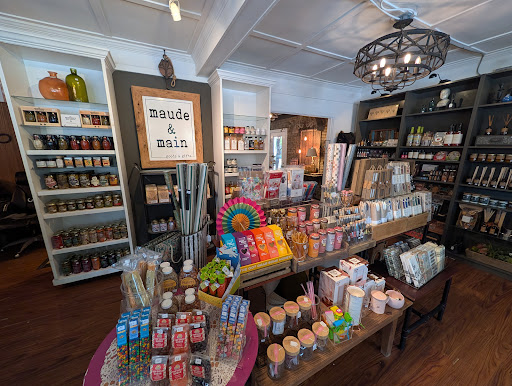 Maude And Main Boutique in Honesdale Pennsylvania