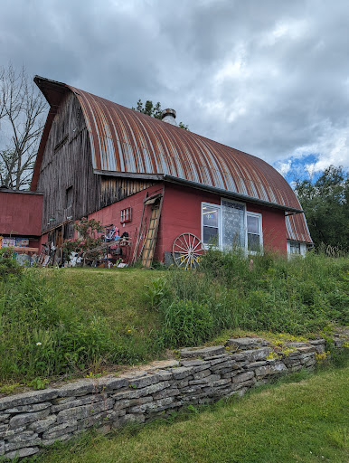 Ursulas Barn Gift Shop in Lake Ariel Pennsylvania