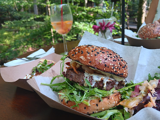 Magnolia Streamside Kitchen Cafe in Canadensis Pennsylvania