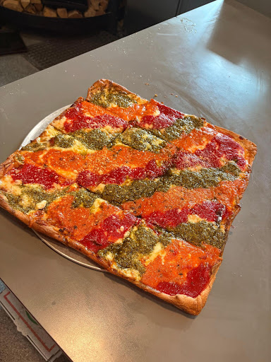 Palermo`S Pizza Restaurant And Bar Italian Restaurant in Lake Ariel Pennsylvania